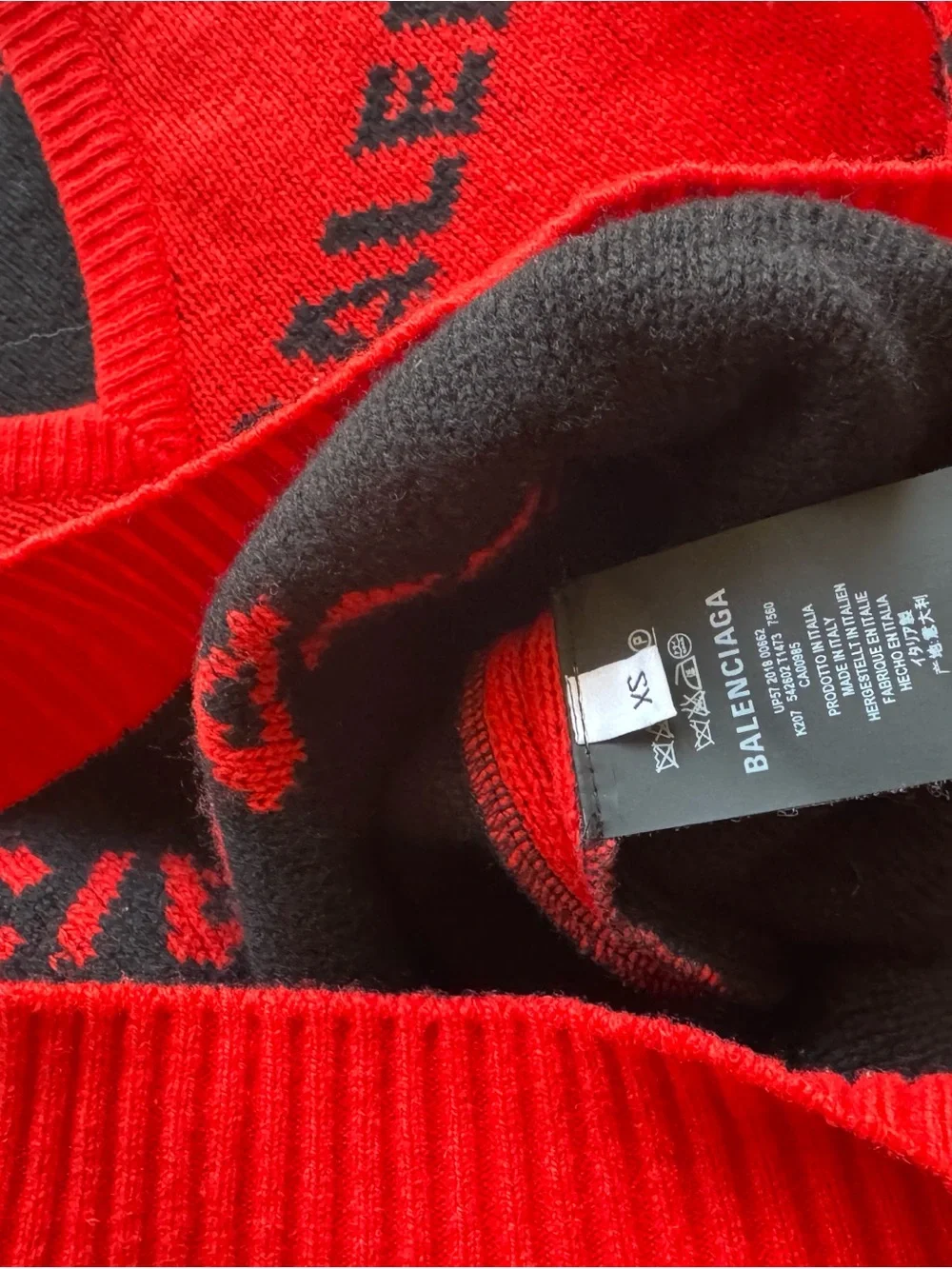 Balenciaga bold red